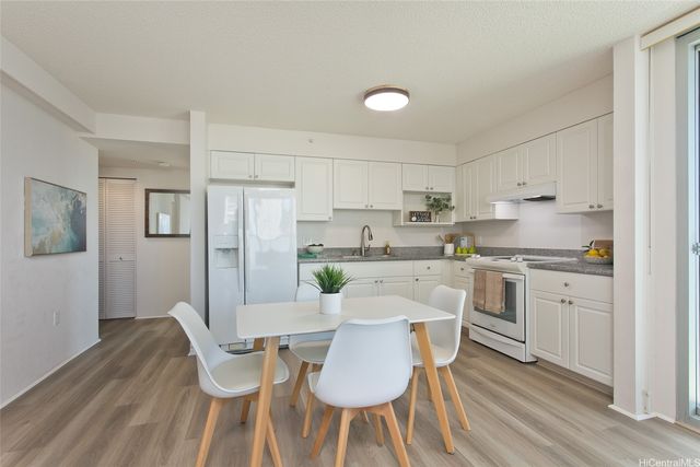 801 South Street 722, Honolulu, HI 96813