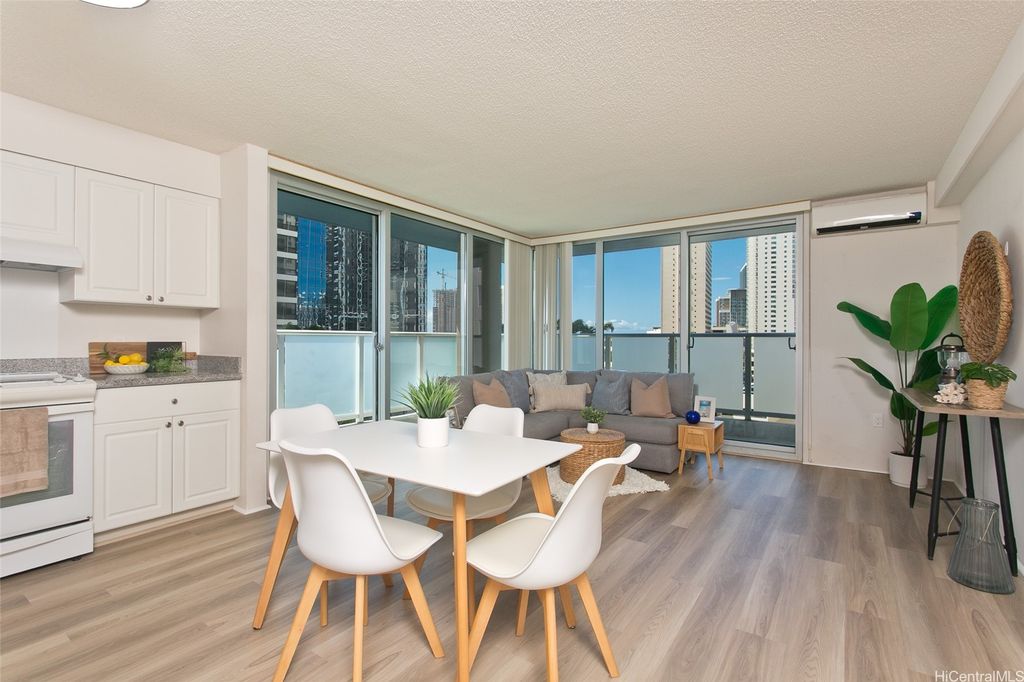 801 South Street 722, Honolulu, HI 96813