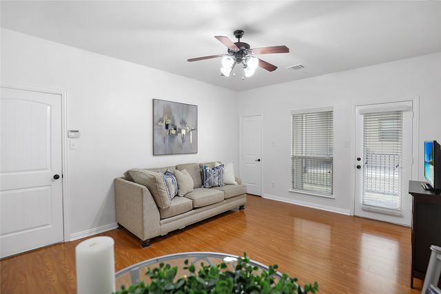 8609 Trolley Trail, Mckinney, TX 75070