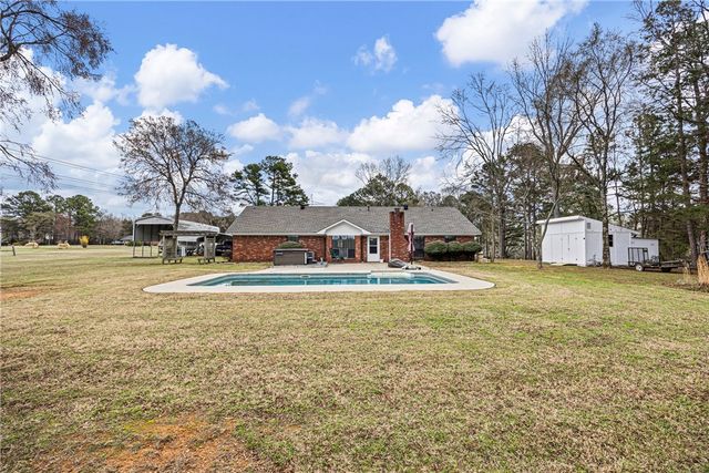 511 Wakerobin Road, Russellville, AR 72802