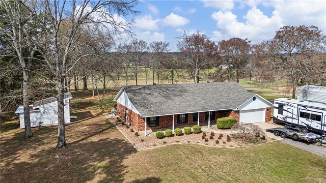 511 Wakerobin Road, Russellville, AR 72802