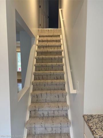 27141 Hampden Street, Madison Heights, MI 48071