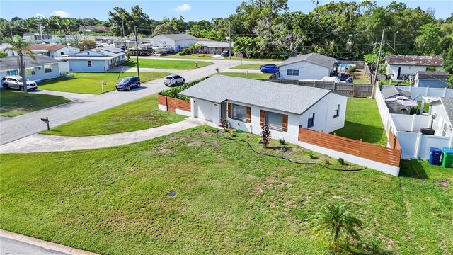 5856 MCKEE LAKE DRIVE N, St Petersburg, FL 33709