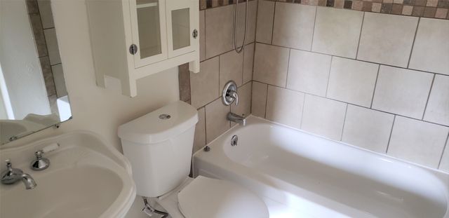 2312 Balsam Drive A211, Arlington, TX 76006