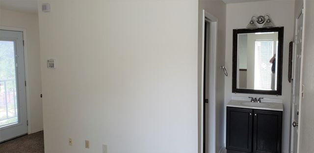 2312 Balsam Drive A211, Arlington, TX 76006