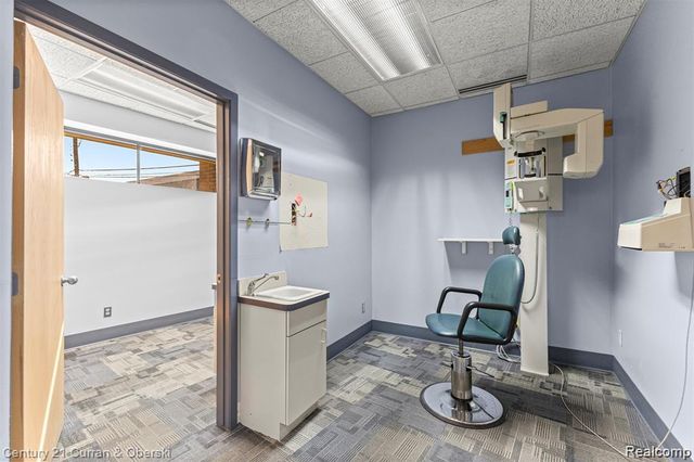 24825 Michigan Avenue, Dearborn, MI 48124