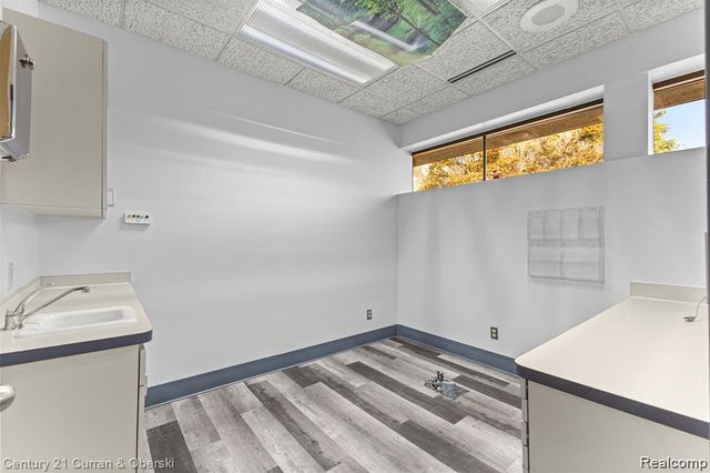 24825 Michigan Avenue, Dearborn, MI 48124