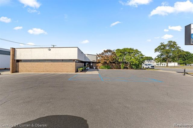 24825 Michigan Avenue, Dearborn, MI 48124