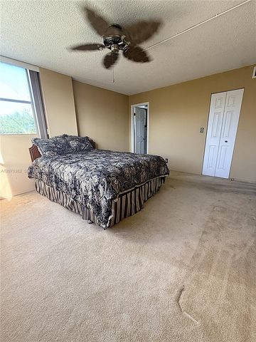 114 Royal Park Drive 3H, Oakland Park, FL 33309