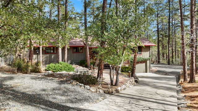 1085 N MADIZELL Drive, Prescott, AZ 86305