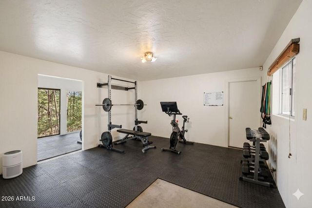1085 N MADIZELL Drive, Prescott, AZ 86305