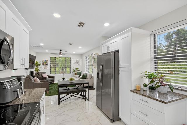 12308 N 53RD STREET, Temple Terrace, FL 33617