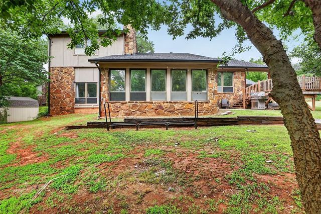 2620 Lost Trail Road, Edmond, OK 73012