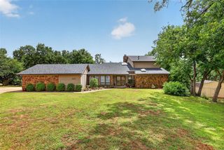 2620 Lost Trail Road, Edmond, OK 73012