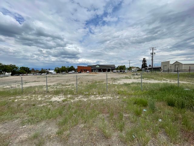 1311 N Montana Avenue, Helena, MT 59601