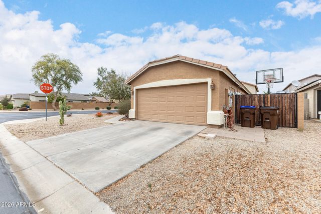 6816 E SUPERSTITION Way, Florence, AZ 85132