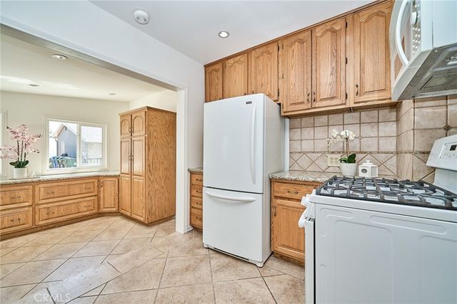 1307 E Mcwood, West Covina, CA 91790