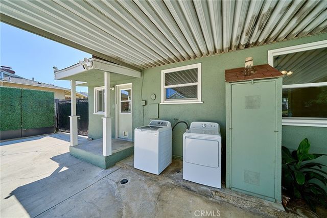 1307 E Mcwood, West Covina, CA 91790