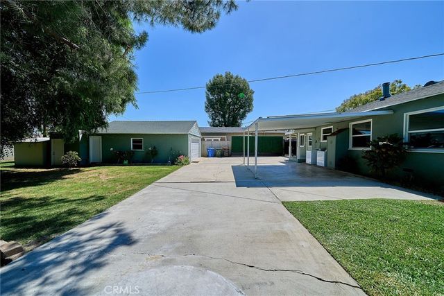 1307 E Mcwood, West Covina, CA 91790
