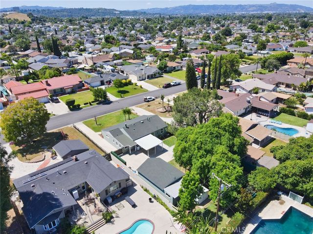 1307 E Mcwood, West Covina, CA 91790