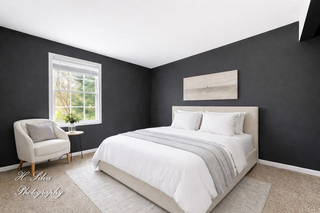 2110 Tahoe Parkway, Algonquin, IL 60102