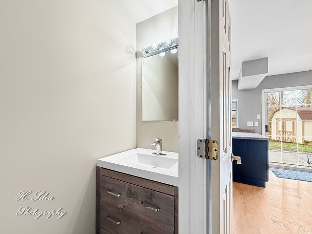 2110 Tahoe Parkway, Algonquin, IL 60102