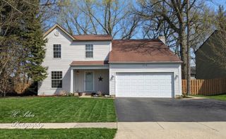 2110 Tahoe Parkway, Algonquin, IL 60102