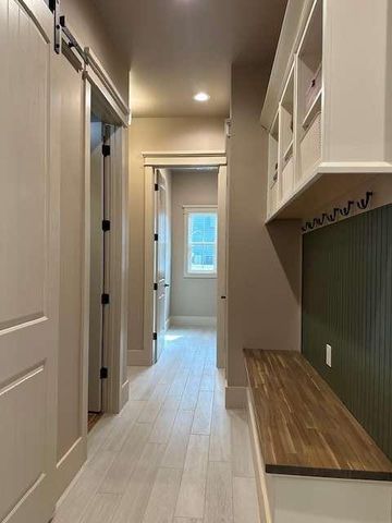 1050 Rainbow Circle, Cleveland, GA 30528
