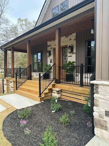 1050 Rainbow Circle, Cleveland, GA 30528