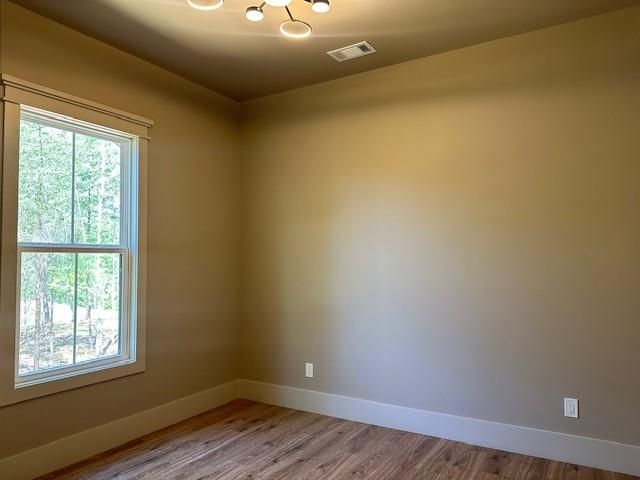 1050 Rainbow Circle, Cleveland, GA 30528