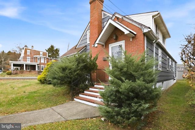 100 COLLEGE ST, Boyertown, PA 19512