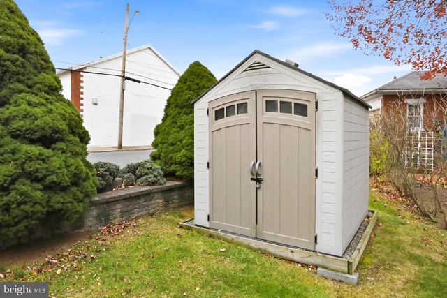 100 COLLEGE ST, Boyertown, PA 19512