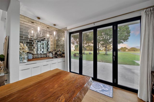 11 W Kitty Hawk St, Richmond, TX 77406