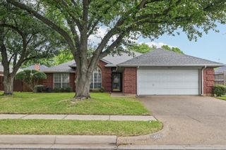 5415 Crested Butte Circle, Arlington, TX 76017