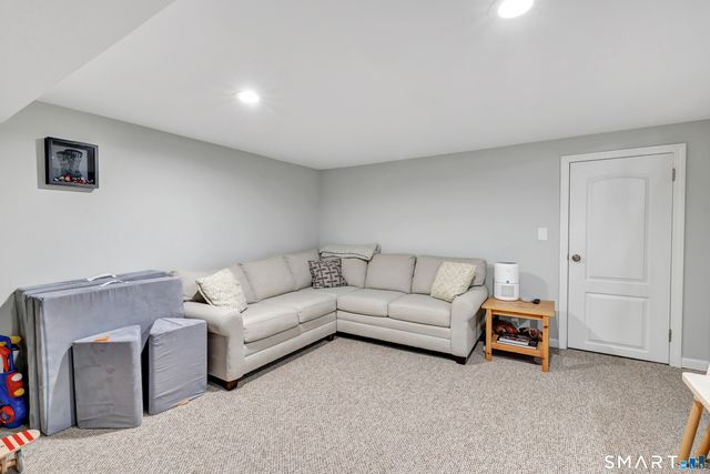 23 Arcadia Avenue, Stratford, CT 06614