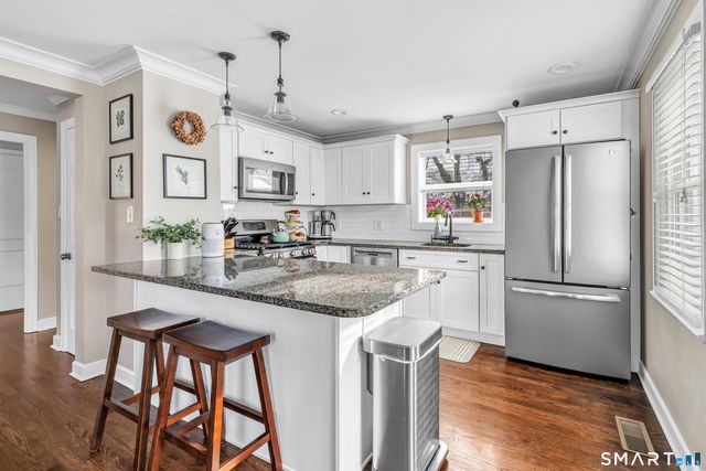 23 Arcadia Avenue, Stratford, CT 06614