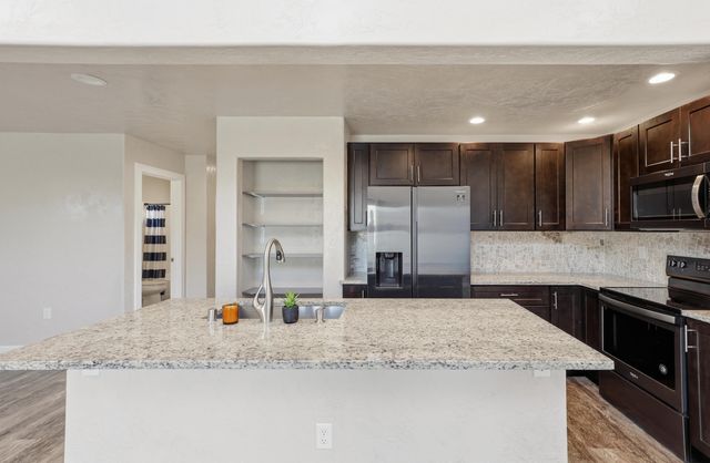 2725 N Miami Ct, Spokane, WA 99217