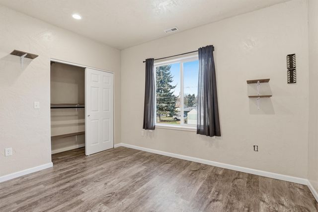 2725 N Miami Ct, Spokane, WA 99217