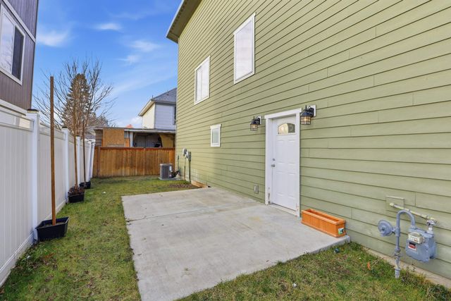 2725 N Miami Ct, Spokane, WA 99217