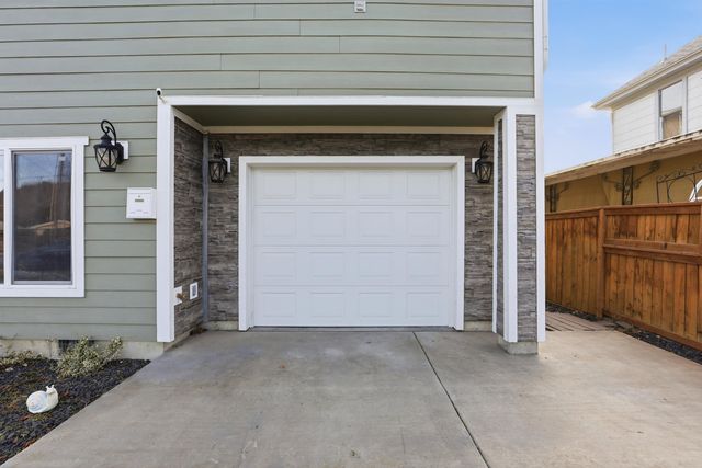 2725 N Miami Ct, Spokane, WA 99217