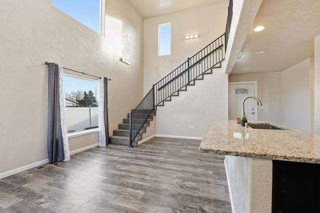 2725 N Miami Ct, Spokane, WA 99217