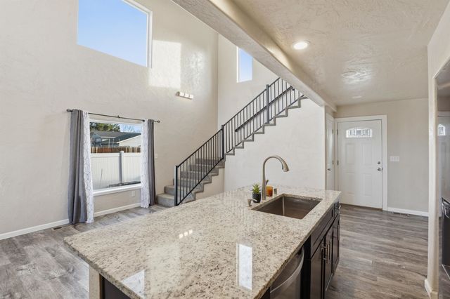 2725 N Miami Ct, Spokane, WA 99217