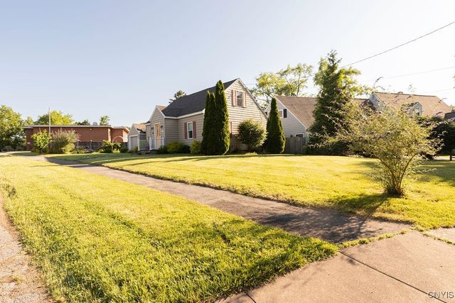 218 6th Street, Salina, NY 13088