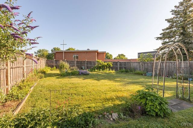 218 6th Street, Salina, NY 13088