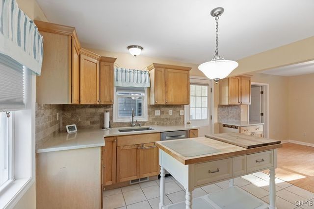 218 6th Street, Salina, NY 13088