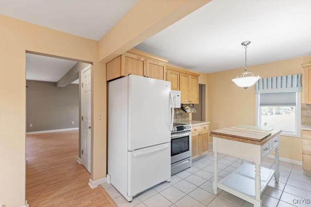 218 6th Street, Salina, NY 13088