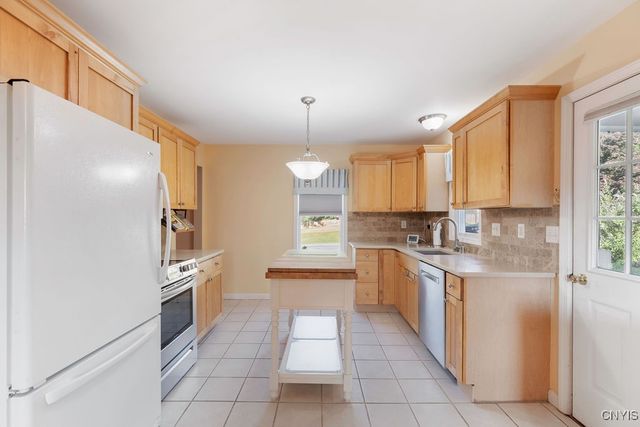 218 6th Street, Salina, NY 13088