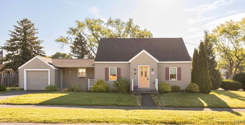 218 6th Street, Salina, NY 13088