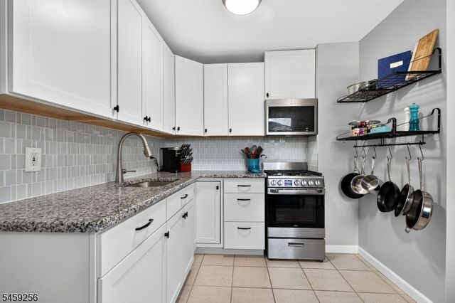 41 Cherokee Ave, Rockaway Twp., NJ 07866