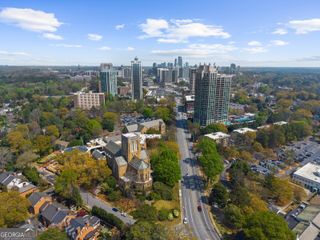 2660 Peachtree Road NW 16C, Atlanta, GA 30305